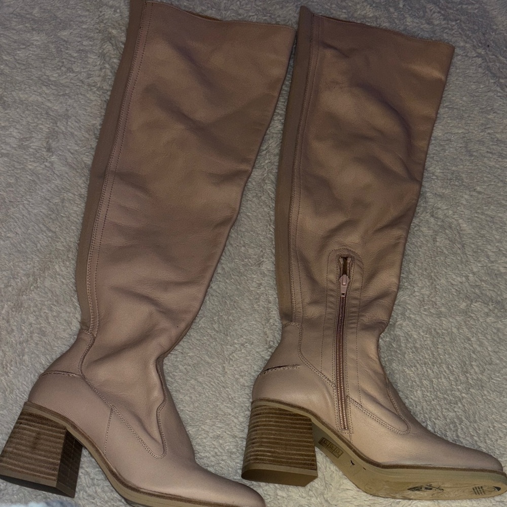 Elegant Pink/Tan Knee-High Boots